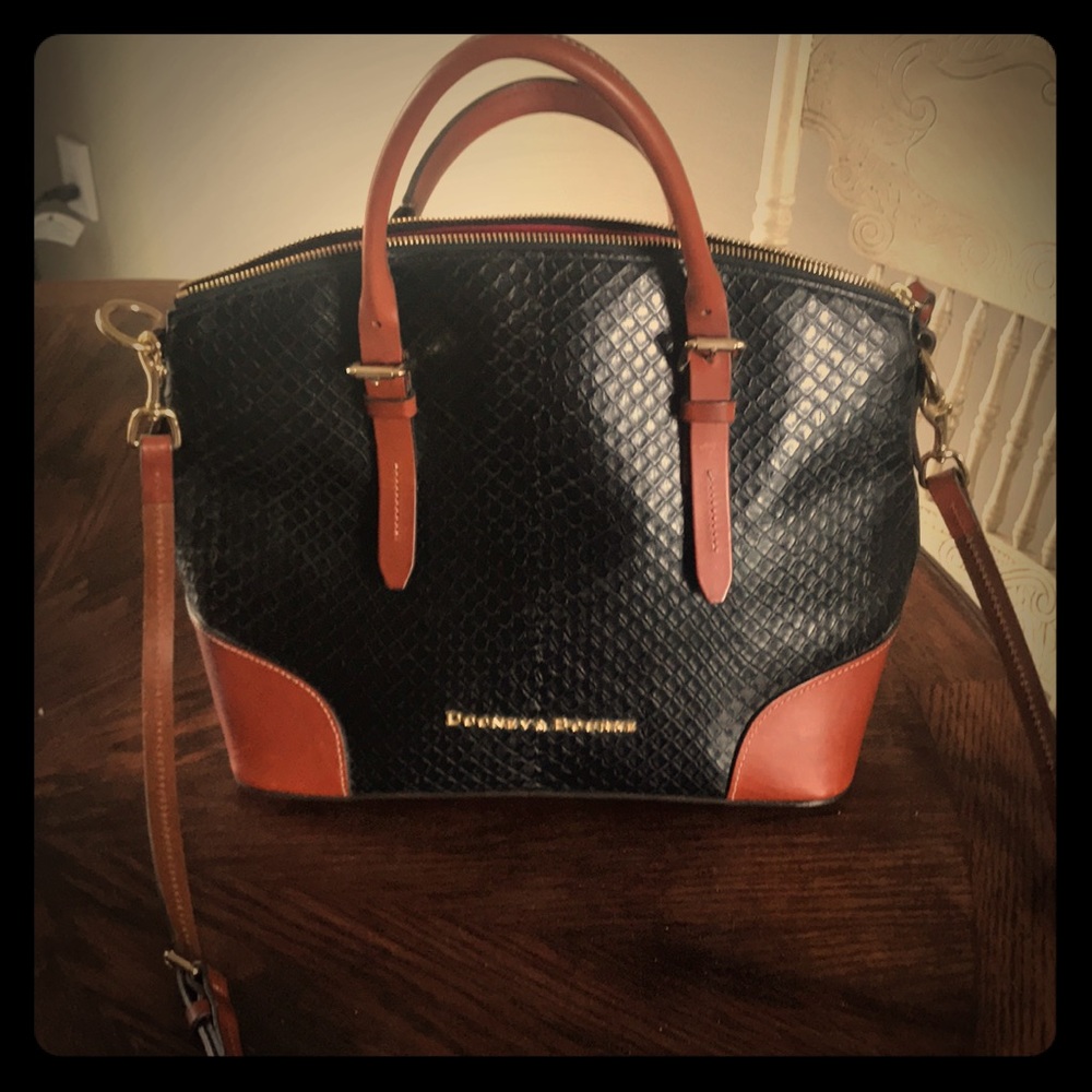 Dooney & Bourke purse